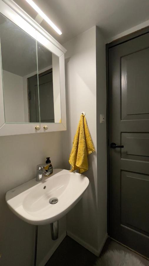 Manni Homestay Kuressaare Esterno foto