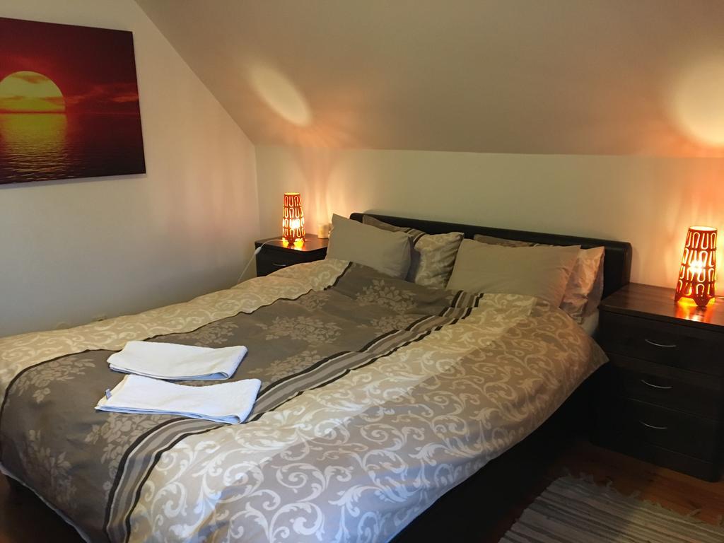 Manni Homestay Kuressaare Esterno foto